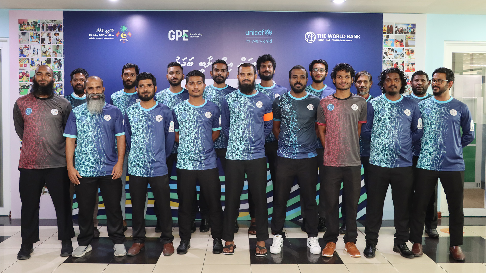 ތަޢުލީމީ ގުޅުމުގެ ފުޓްސެލް ޓީމަށް ޖަރޒީ ހަވާލުކުރުން